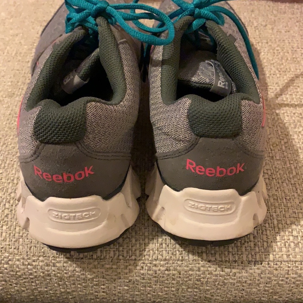 Shoes - Picture 2 of 4